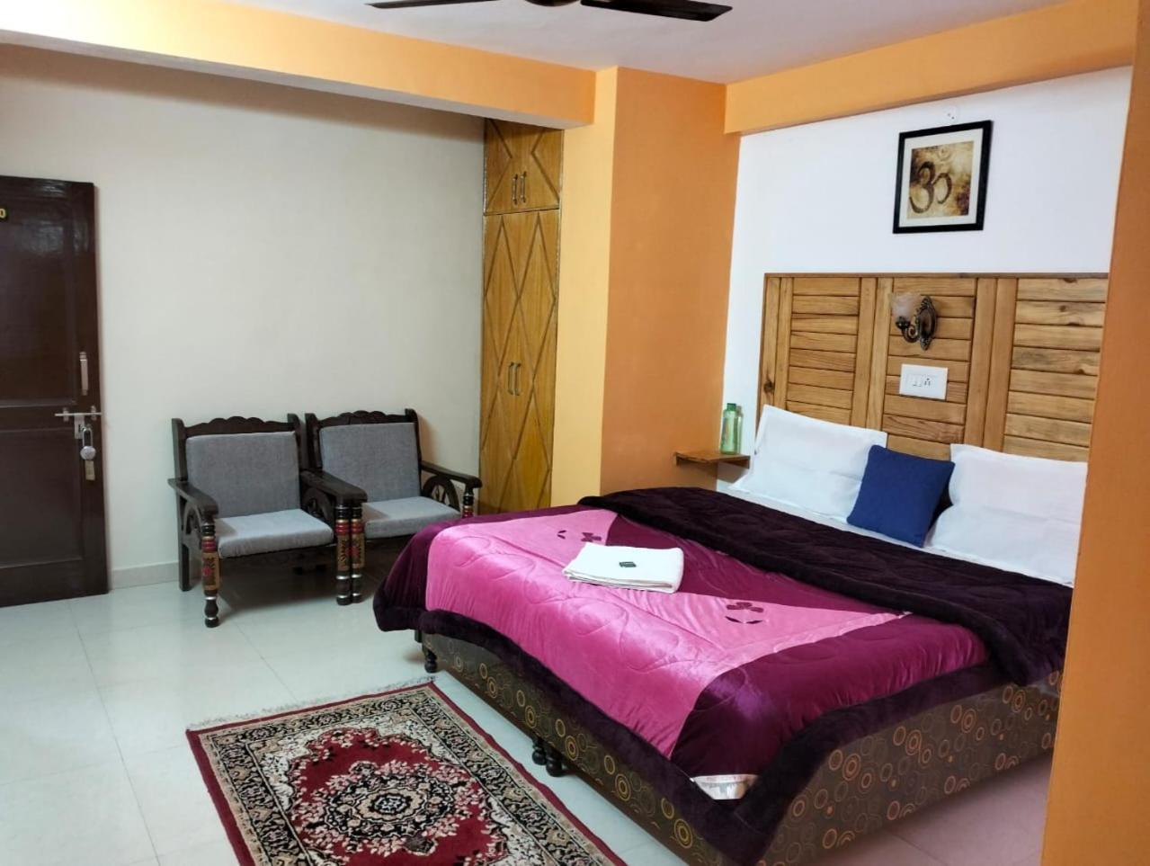 Aman Inn Dharamshala Bagian luar foto