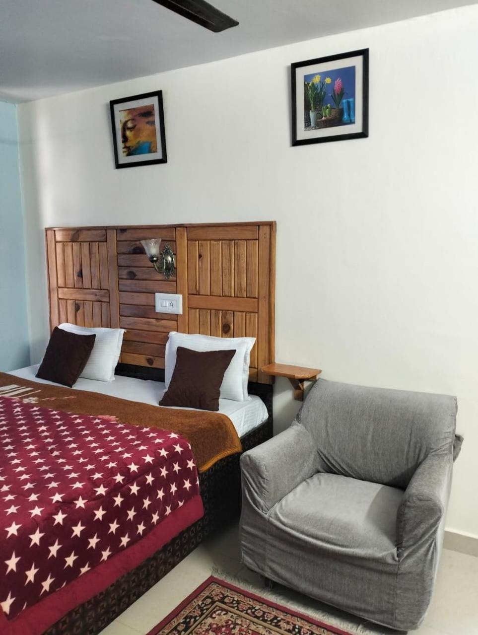 Aman Inn Dharamshala Bagian luar foto