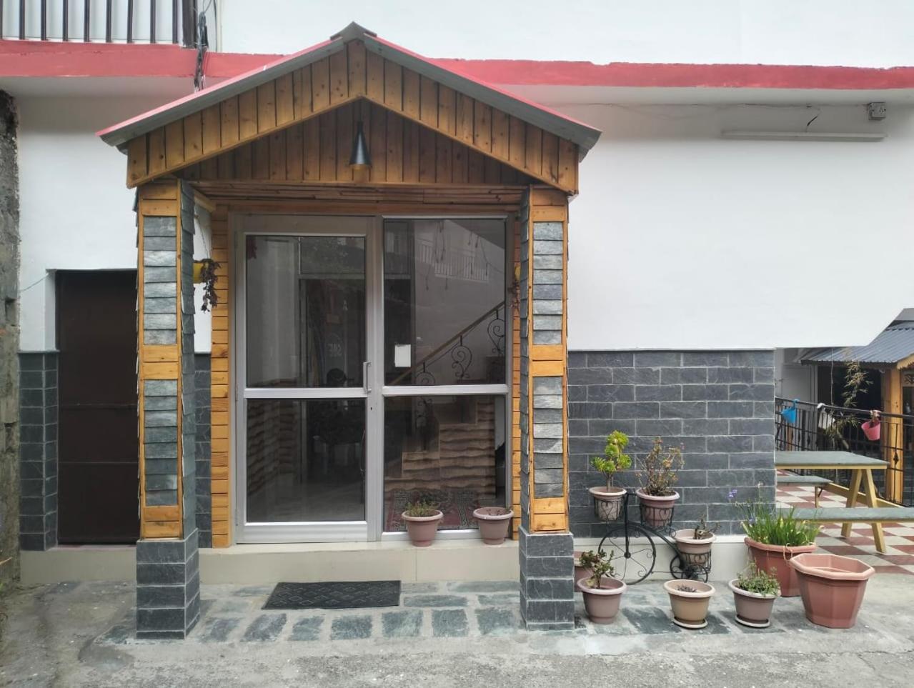 Aman Inn Dharamshala Bagian luar foto