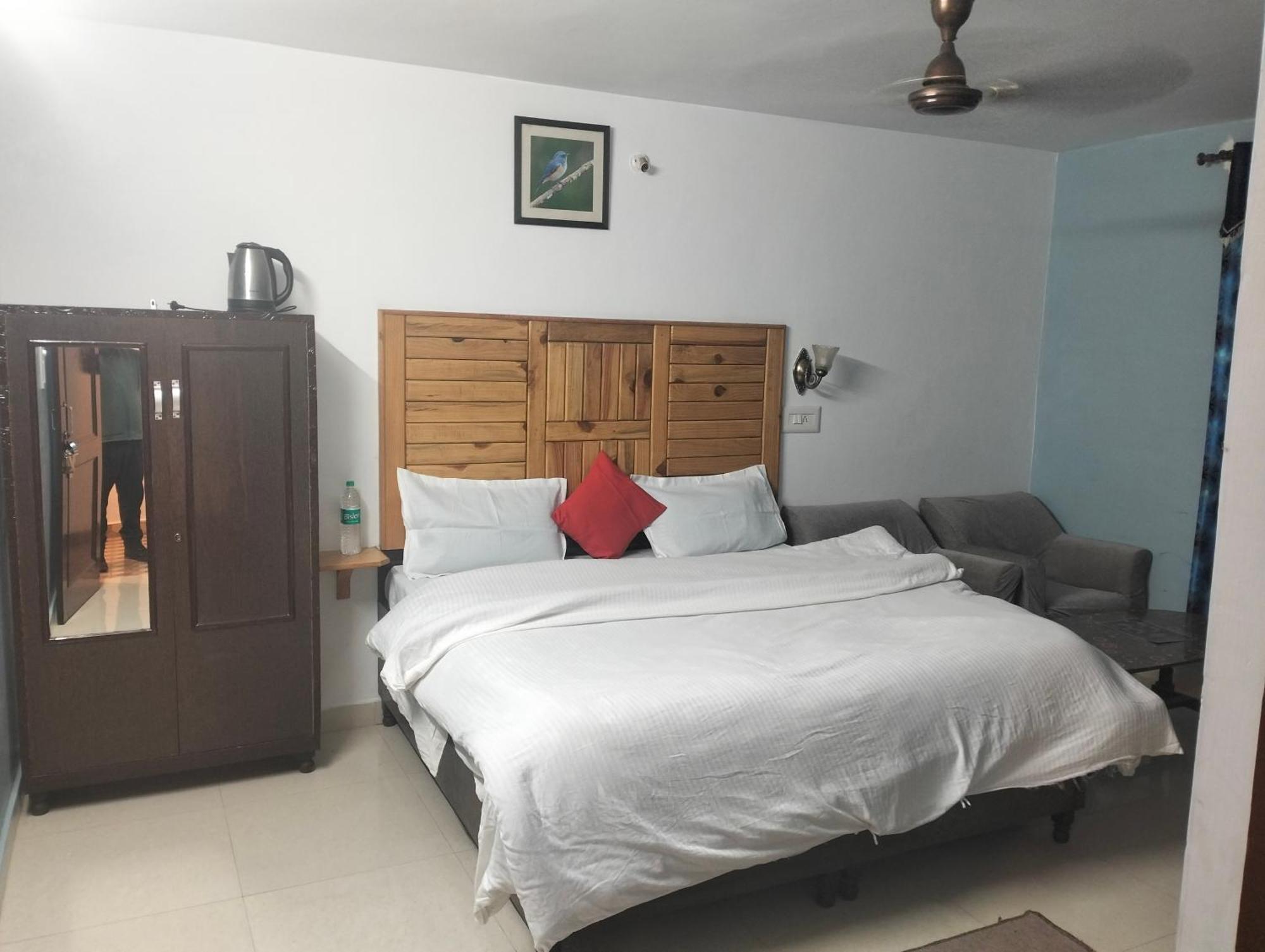 Aman Inn Dharamshala Bagian luar foto