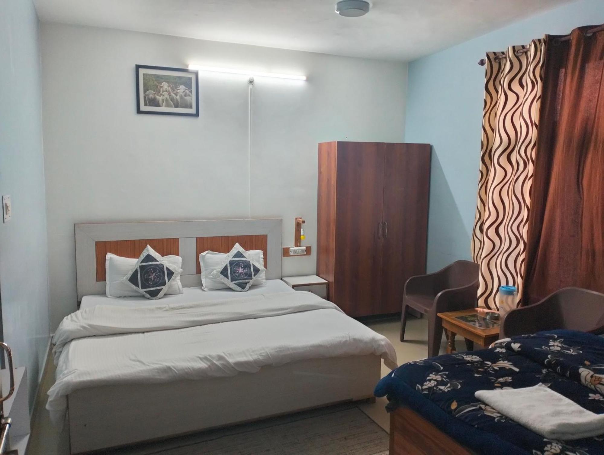 Aman Inn Dharamshala Bagian luar foto